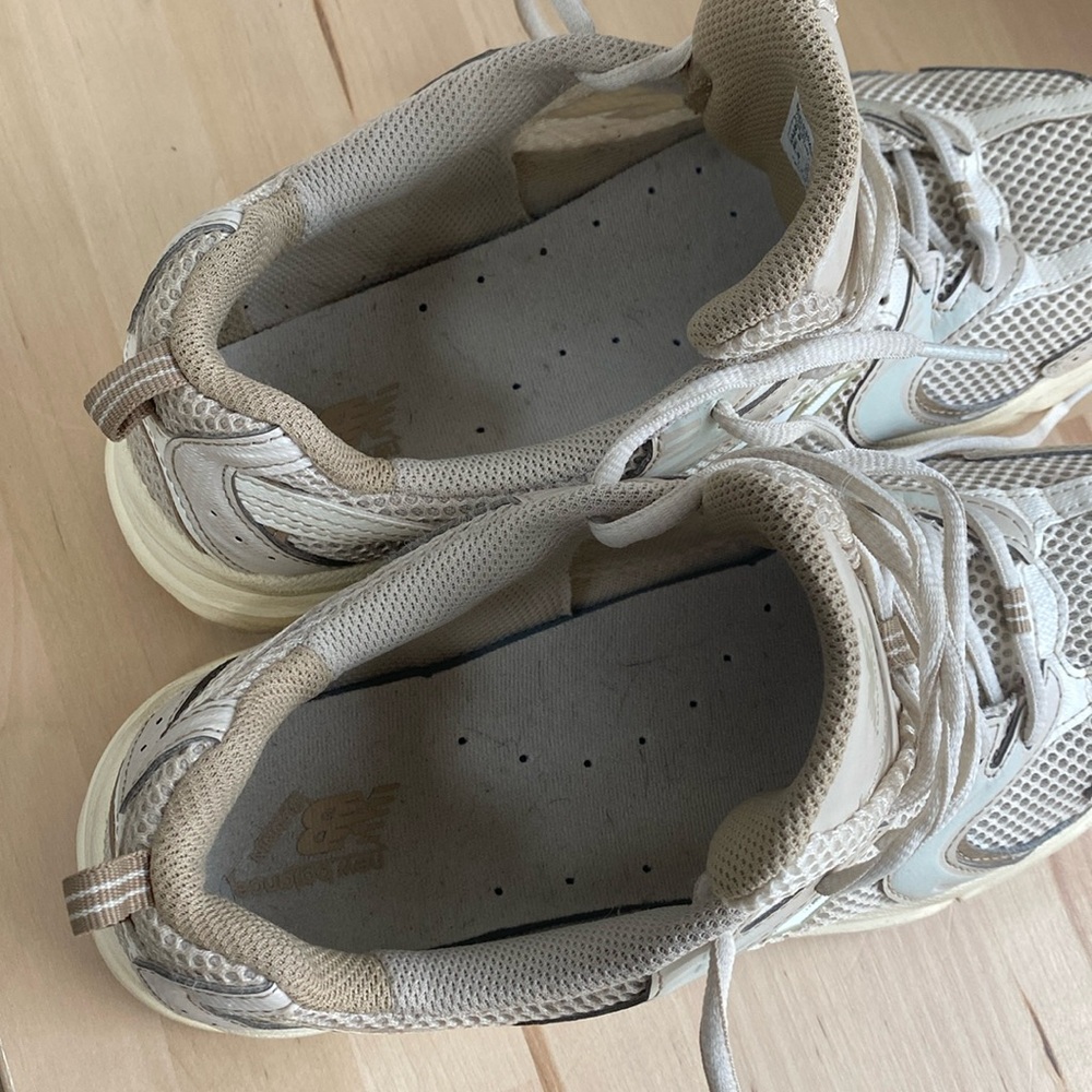 New Balance 530 Sneakers Beige - Picture 9 of 16